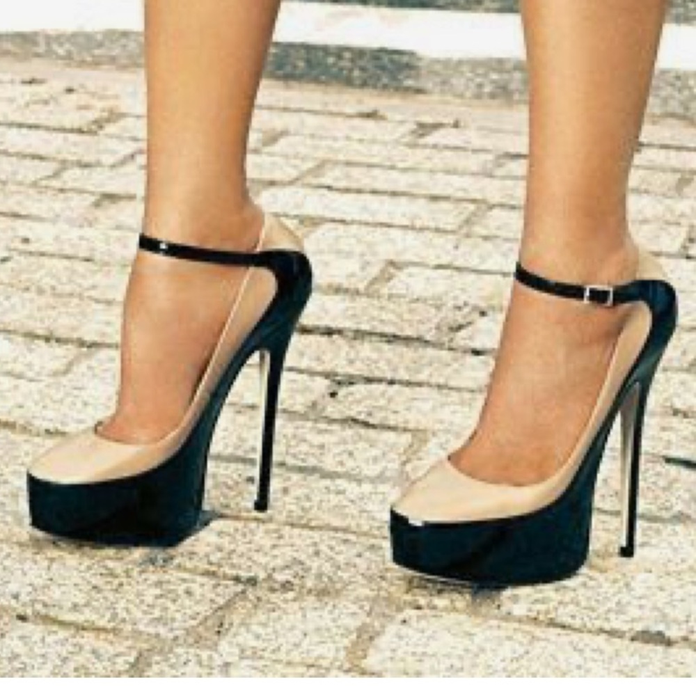 Jimmy Choo “Sepia” heels